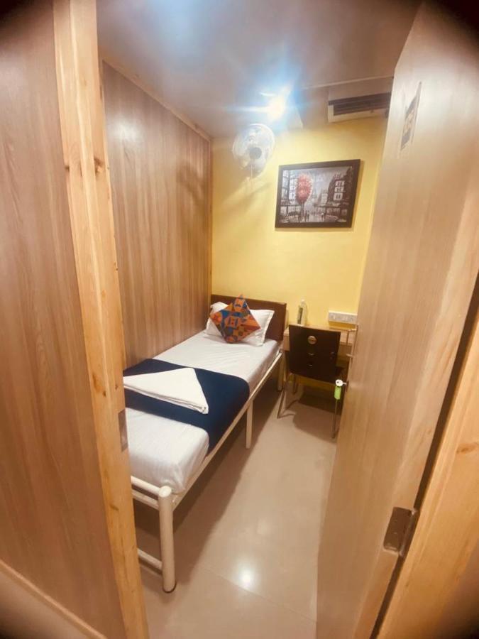 Royal Cabin Stay Мумбаї Екстер'єр фото