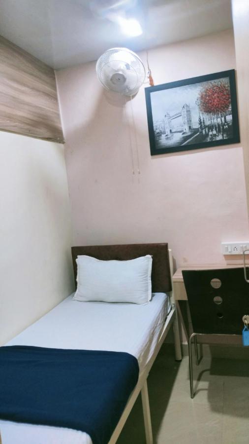 Royal Cabin Stay Мумбаї Екстер'єр фото